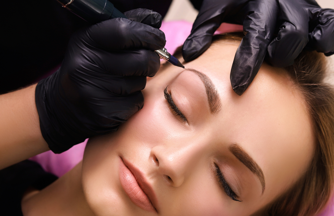 Maquillage permanent des sourcils